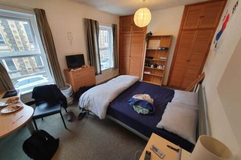 First floor front be