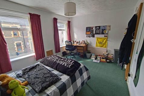 First floor front be