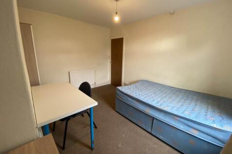 First floor middle r