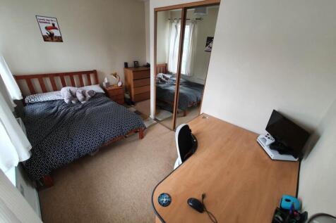 First floor front be