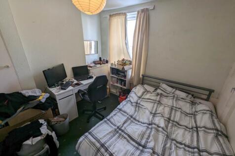 First floor middle b