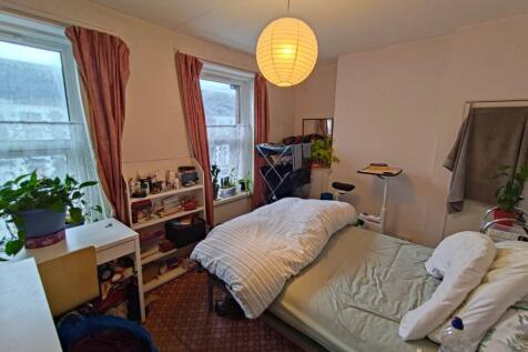 First floor front be