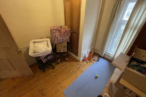 Spare first floor re