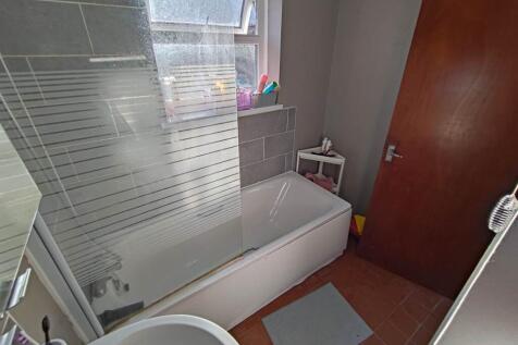 Bathroom Reverse Ang