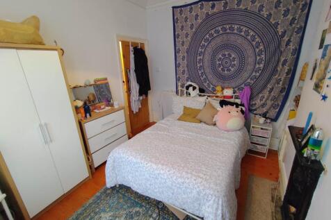 Ground floor front b