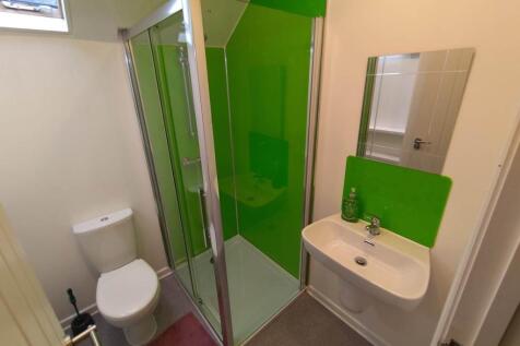 First floor shower r