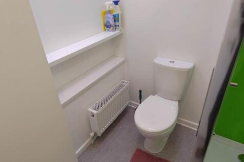 First floor shower r