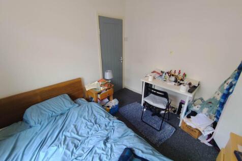 Ground floor front b