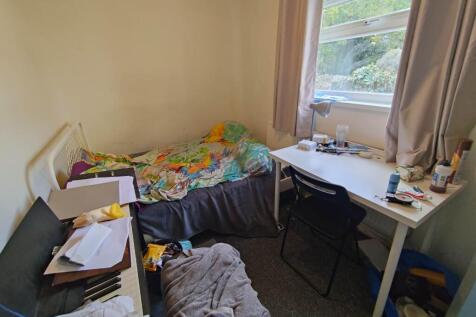 Ground floor rear be