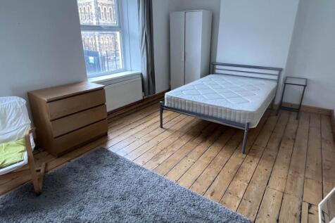 First Floor Front Be