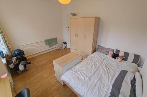 First floor front be