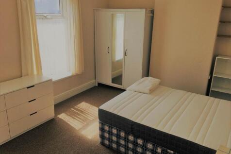 First Floor Front Be