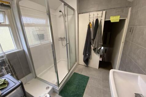 First Floor Shower R