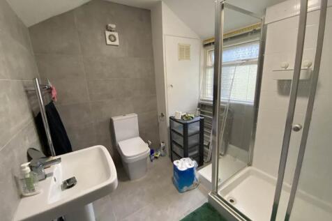 First Floor Shower R