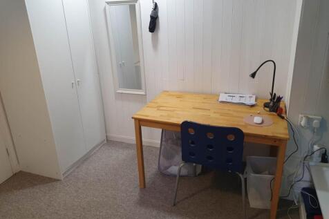 Room 2 (Ground floor