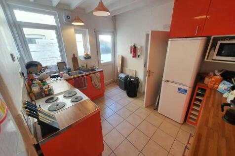 Kitchen (1)
