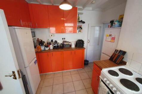 Kitchen (2)