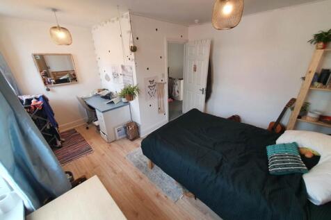 First floor front be