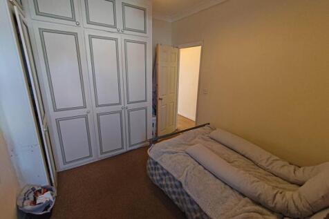 First floor middle b