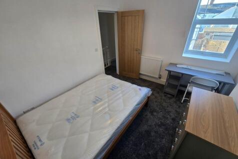 First floor middle b