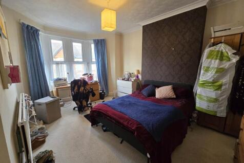 First floor front be