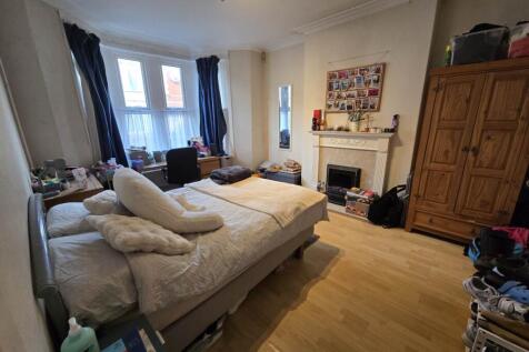 Ground floor front b