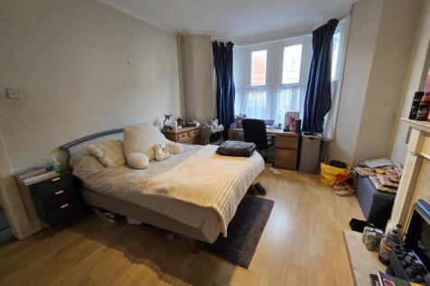 Ground floor front b