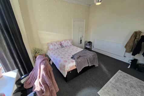 Ground floor front b