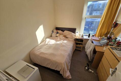 First floor front ri