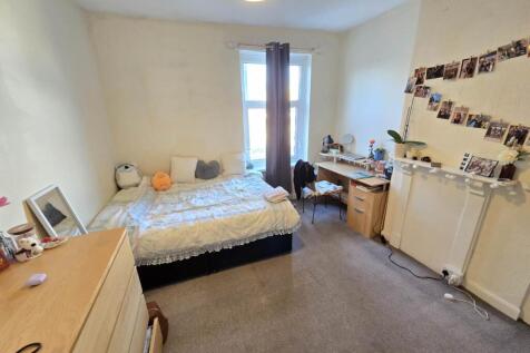 First floor middle b