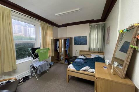 Ground Floor Front B