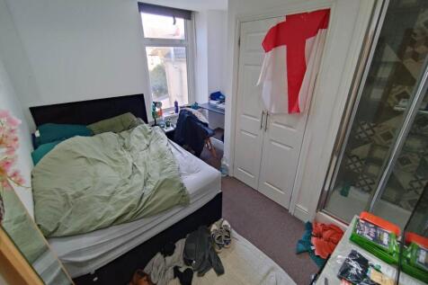 First floor middle b