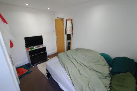 First floor middle b