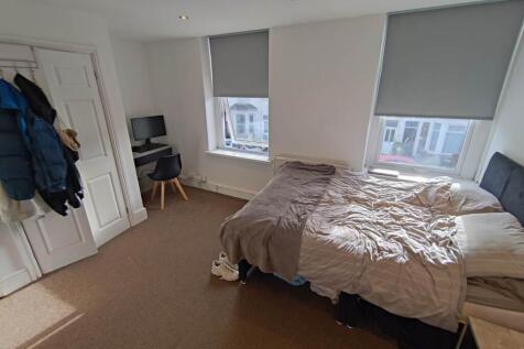 First floor front be