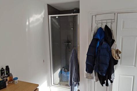 First floor front be