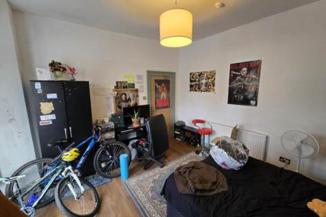 Ground floor front b