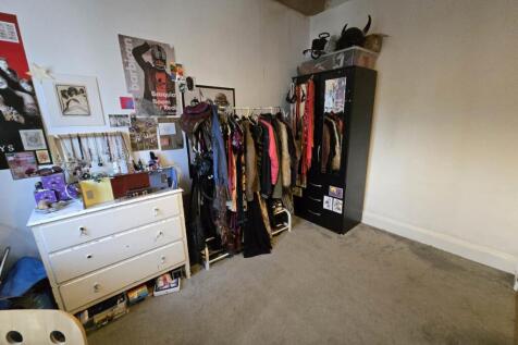 First floor middle b