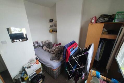 First floor middle b