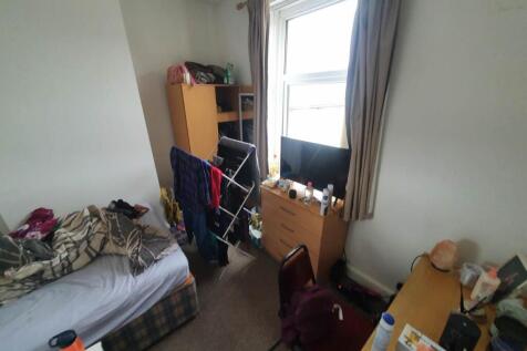 First floor middle b