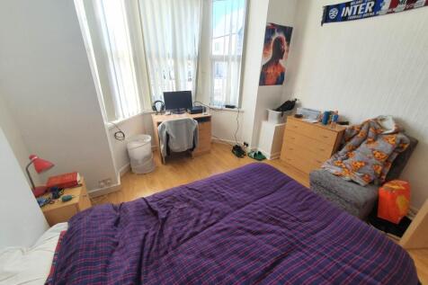 Ground floor front r