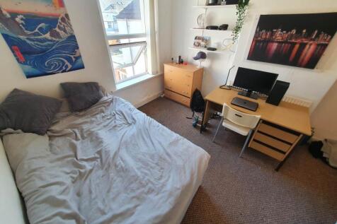 First floor middle b