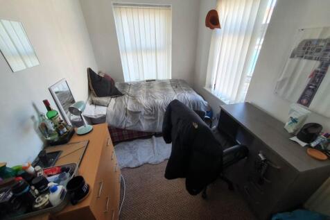 First floor front ri