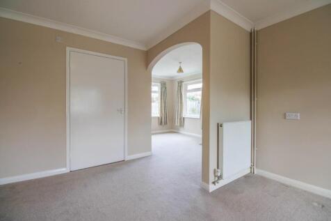 Bedroom 2.jpg
