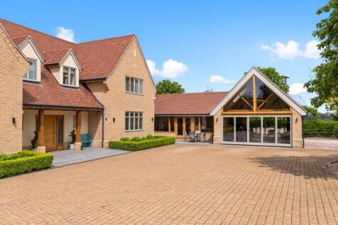 Hare Hall 17.jpg