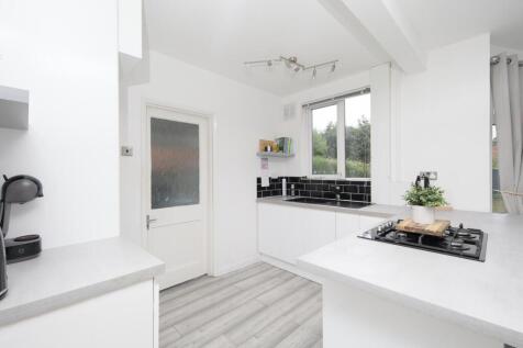 Lounge/Kitchen