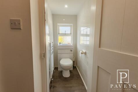 CLOAK ROOM