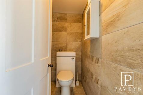 CLOAK ROOM