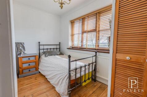 BEDROOM FIVE