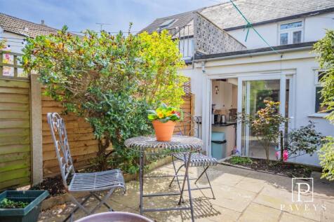 COURTYARD GARDEN