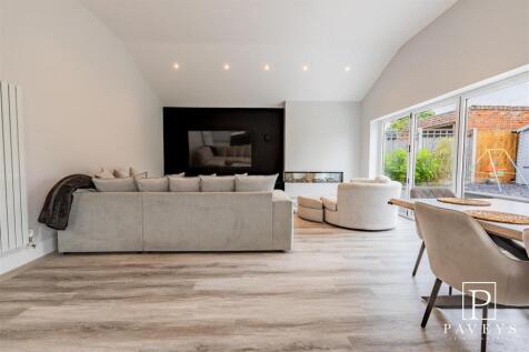 52 Kirby Road-34.jpg